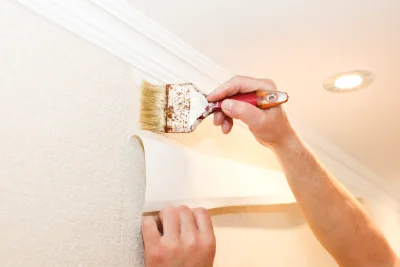 Pose de papier peint à Gez — revêtements muraux et toiles de verre